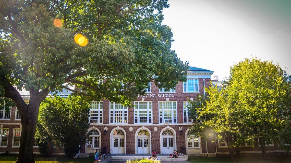 Collège libéré – Une pédagogie pour libérer l’éducation